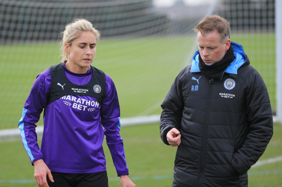  Alan Mahon is taking inspiration from captain Steph Houghton as he prepares to take charge of Manchester City