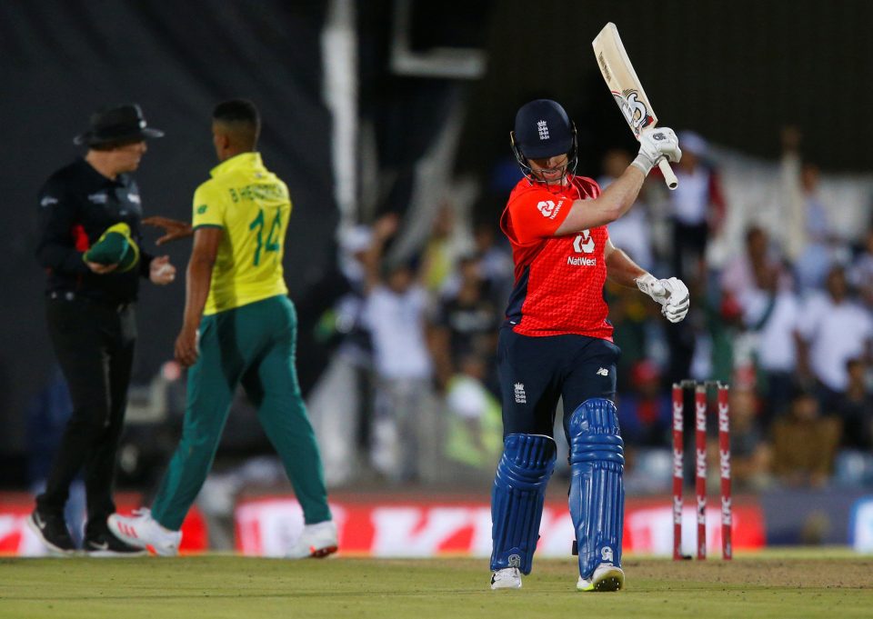  Eoin Morgan shows his frustration ahead of an inexplicable collapse from England when victory seemed assured