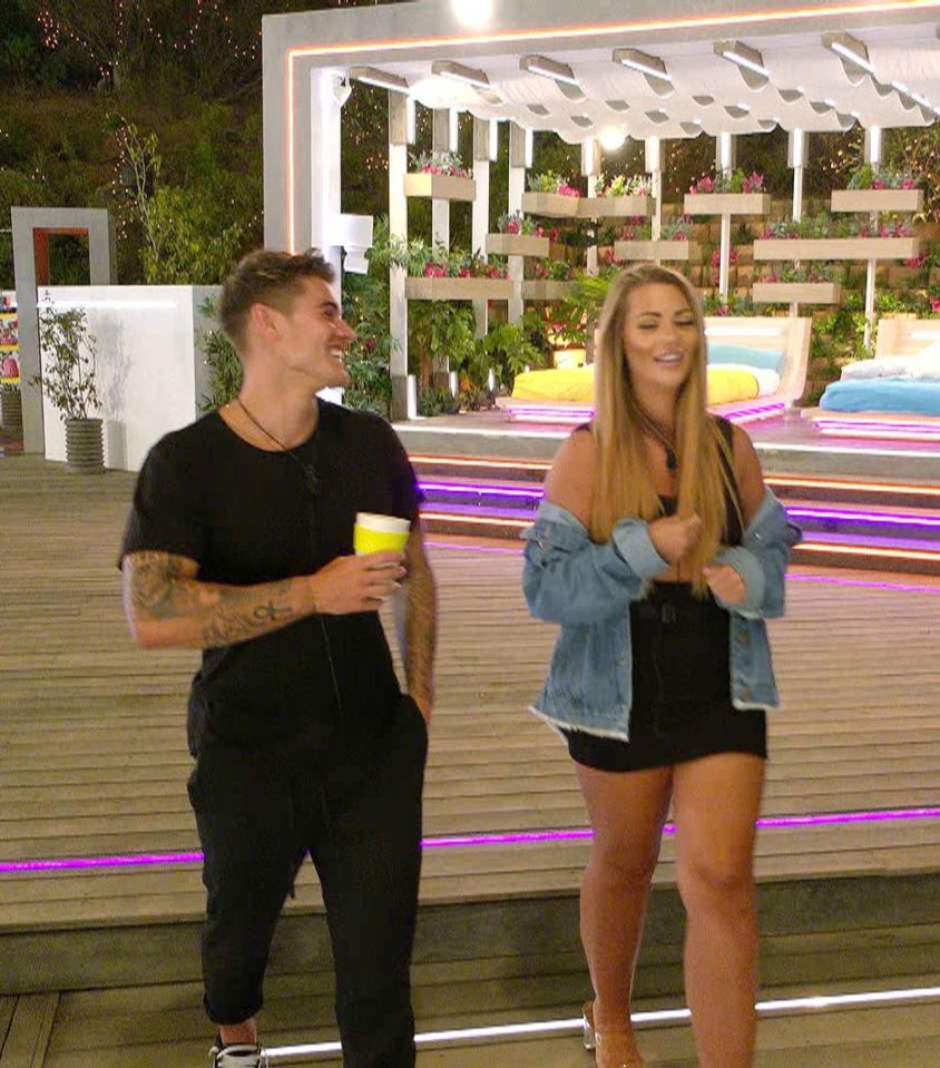  Shaughna Phillips has insisted she did flirt with Luke Mabbott