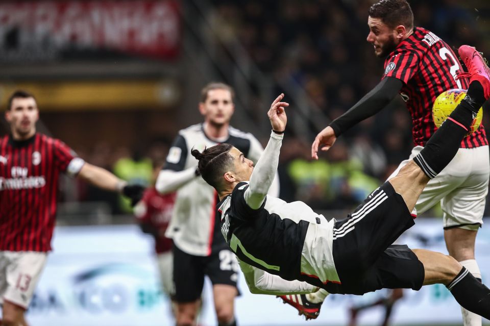  Ronaldo's late overhead kick was denied by the arm of Davide Calabria - and a penalty was given