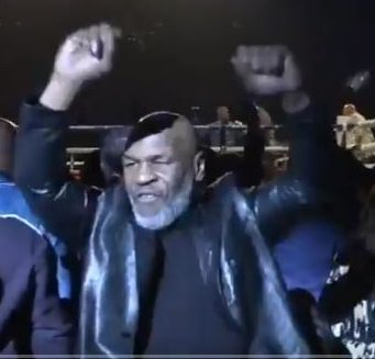  Superstar ex-heavyweight champ Mike Tyson, who Fury was named after, was ringside