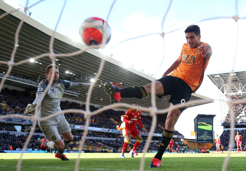  Mexican striker Jimenez smashes in from close range