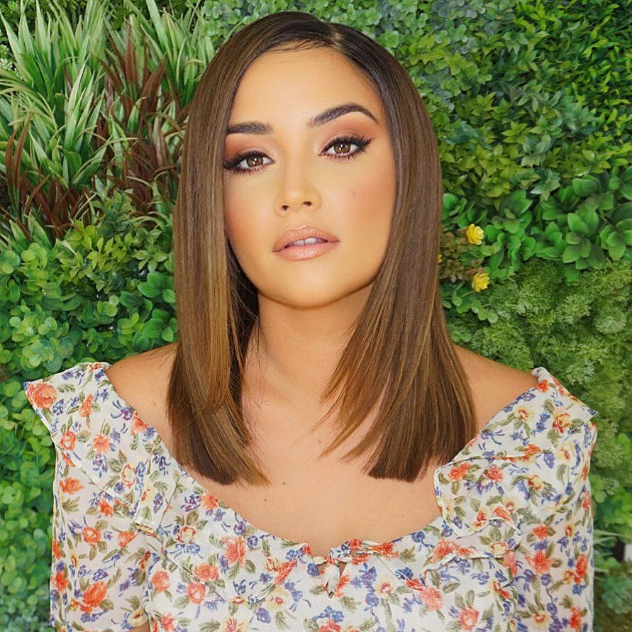  Jacqueline looked incredible as she debuted the sleek bob on Instagram