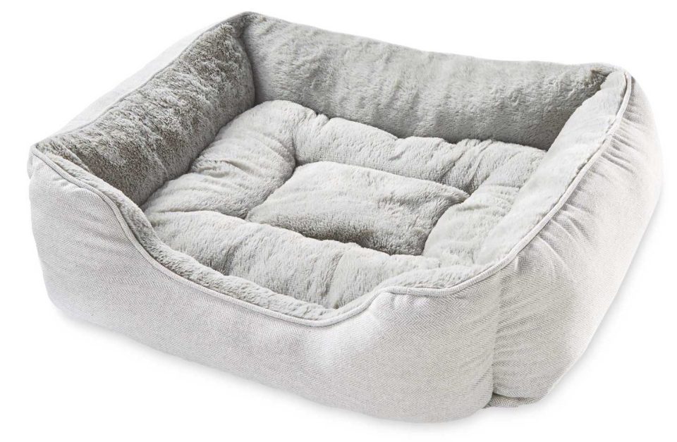  The pet beds come in a range of sizes with extra large being the biggest