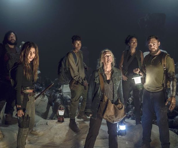  The gang are forced to battle their way out of a walker-infested cave in the mid-season premiere