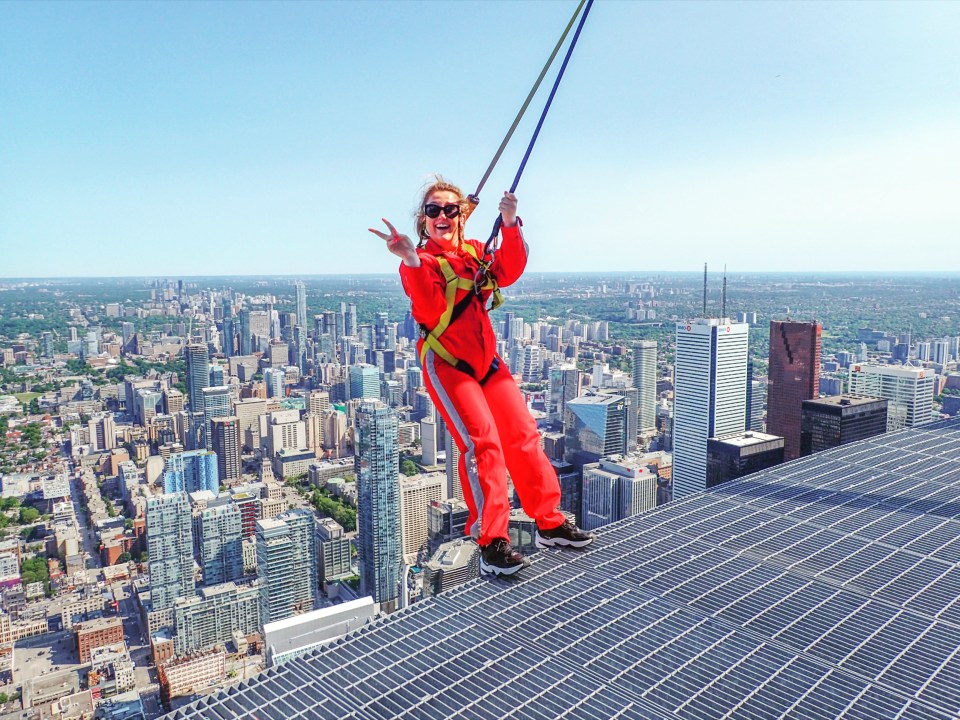  Step out in a harness and teeter along the 1.5m-wide ledge