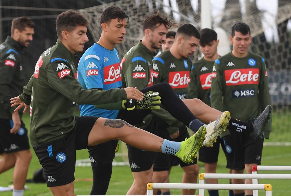  Napoli officials want their players to return to training on Wednesday despite coronavirus warnings from the Italian Footballers Association