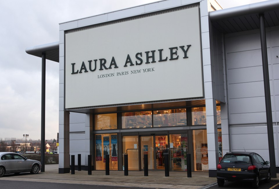  Laura Ashley has collapsed into administration after talks to rescue the chain failed