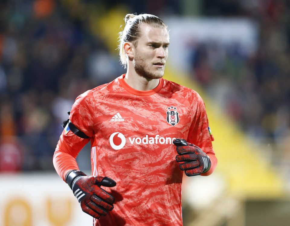  Loris Karius has claimed the floodlights in Turkey are behind his poor form