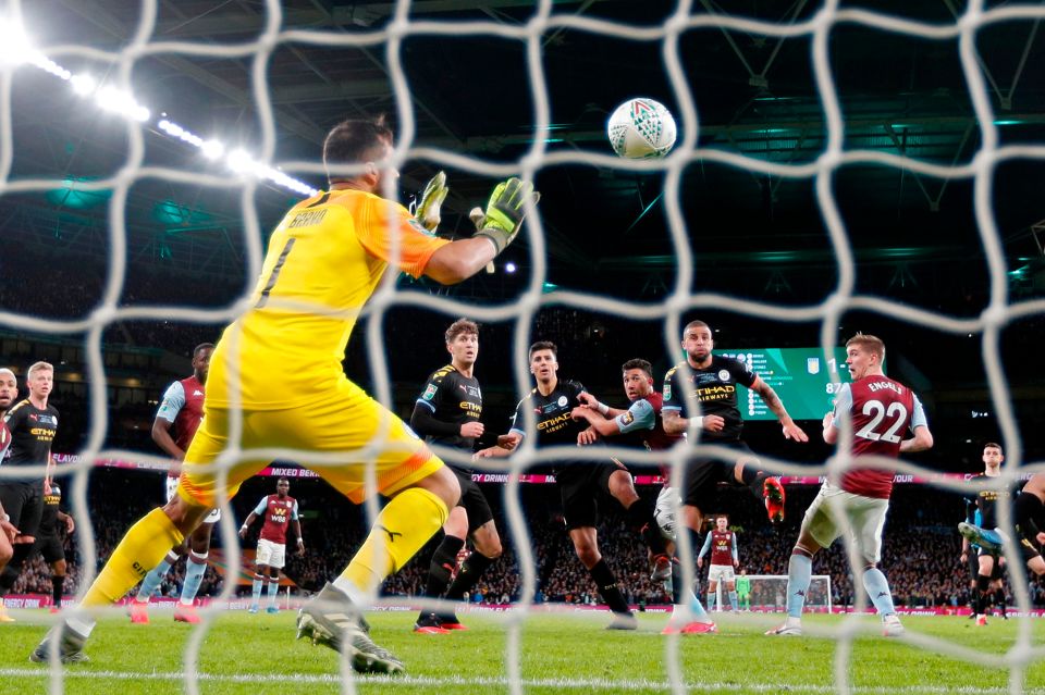  Claudio Bravo made a stunning late stop to prevent extra time