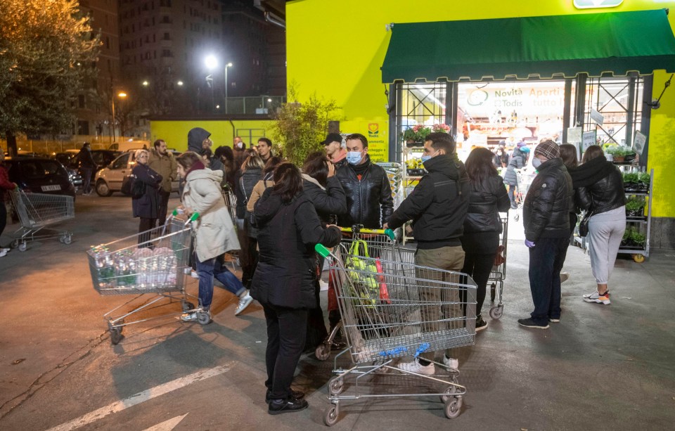  Residents in surgical masks descended on supermarkets in their droves