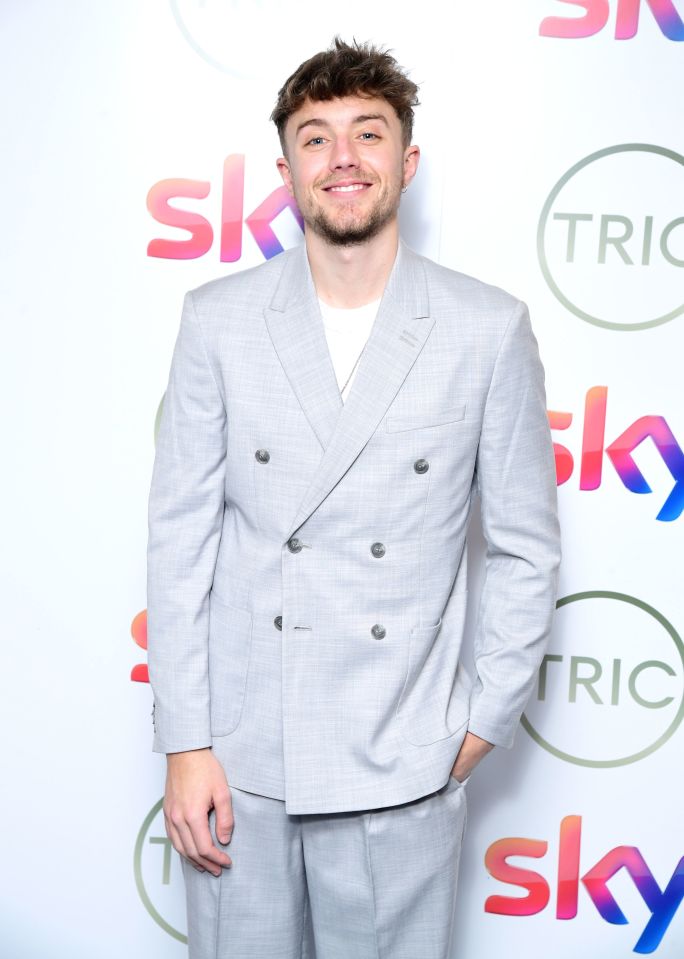  Roman Kemp looked handsome in a stylish suit