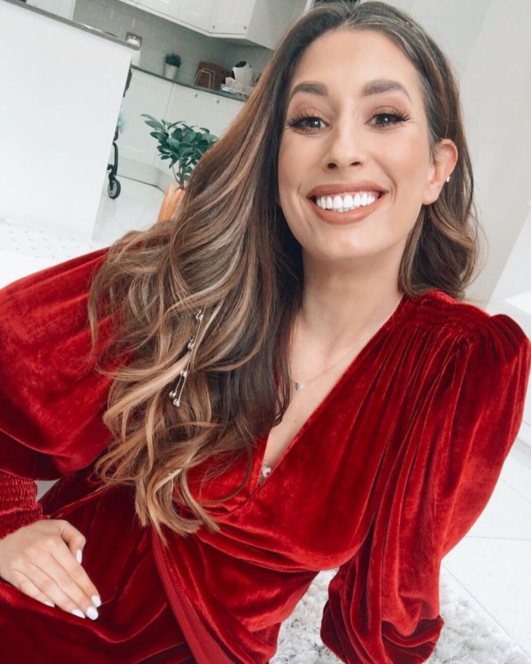  Stacey Solomon is a body hair hero as she embraces her hairy legs, 'lady garden' and 'fuzzy chin'