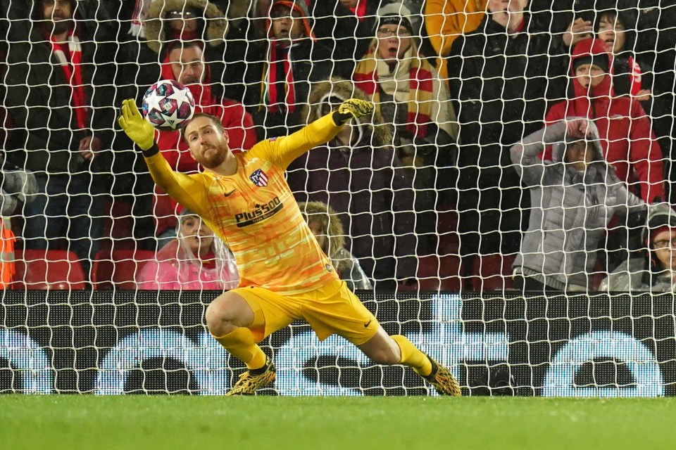  Atletico keeper Jan Oblak had a brilliant game - facing 34 shots from the Reds