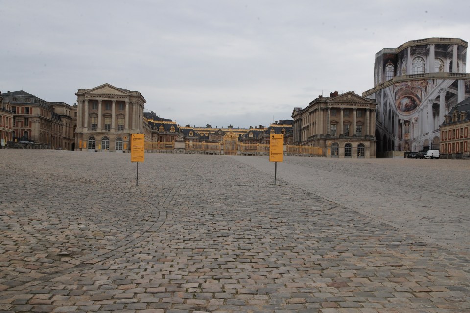  The normally-crowded Chateau de Versailles is empty after tourist attractions were shut