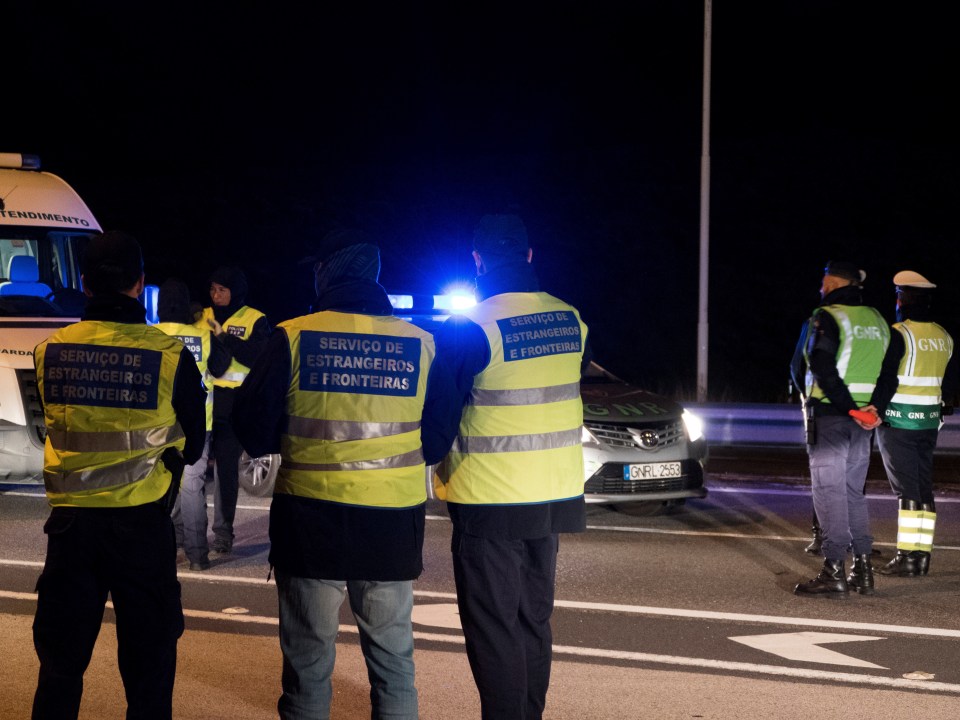  Portuguese officers control the border crossing with Spain