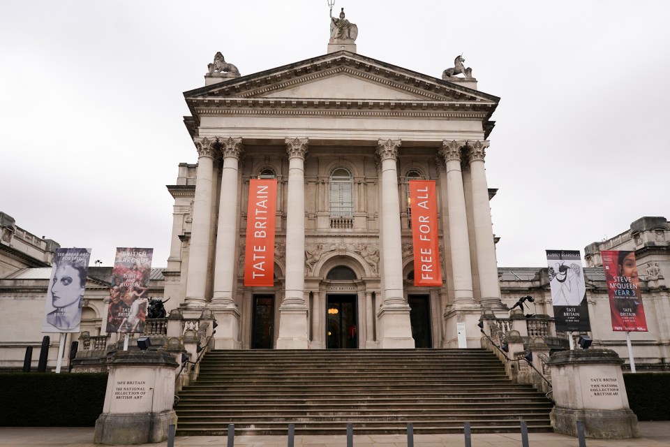  Hop on a virtual tour of London’s Tate Britain and go around its rooms displaying the country’s greatest artists