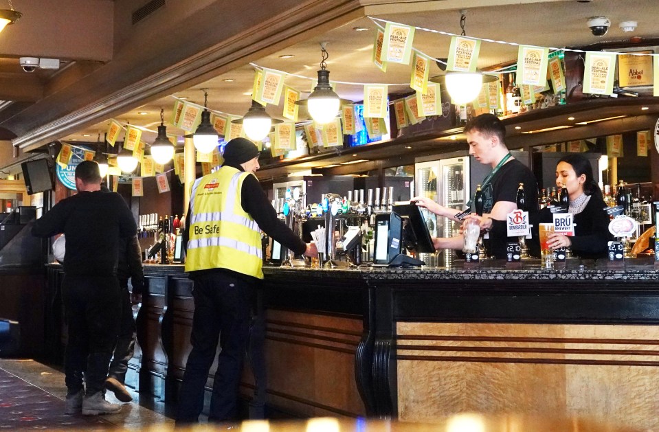 Although urged to stay away boozers have continued to go to pubs