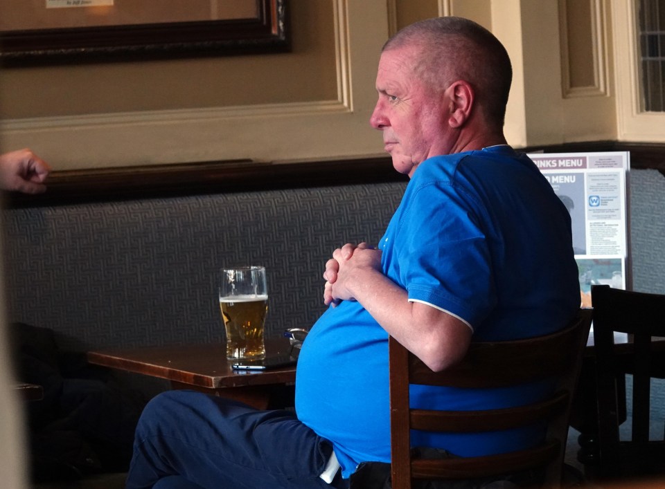 People seemed unconcerned by the risks posed to them and others by going to the pub