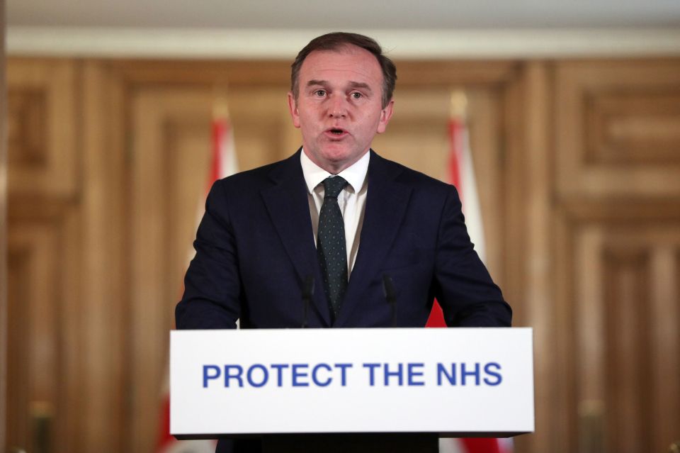  George Eustice urged the UK to stop stripping supermarket shelves bare