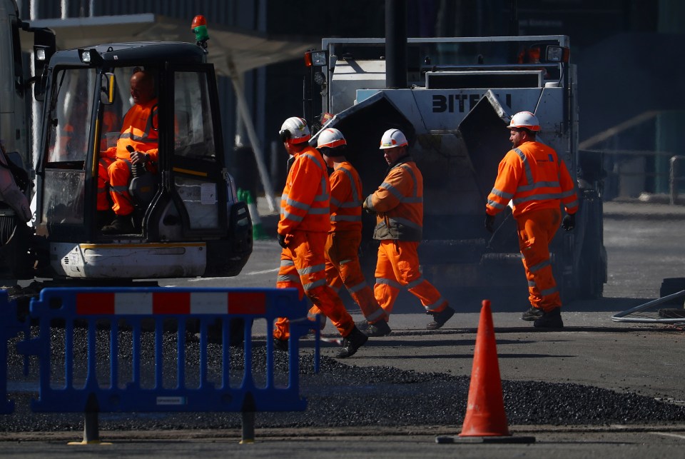  Construction sites are due to stay open as the UK enters lockdown