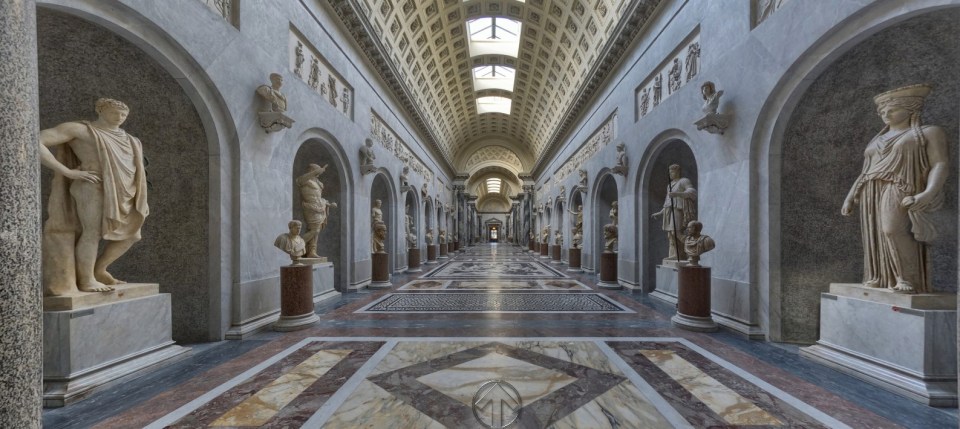  If you are an art lover, the perfect destination is the Vatican in the heart of Italy’s capital