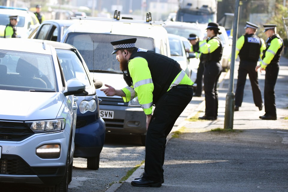  Police roadblocks were set up today to fine drivers not complying with lockdown laws