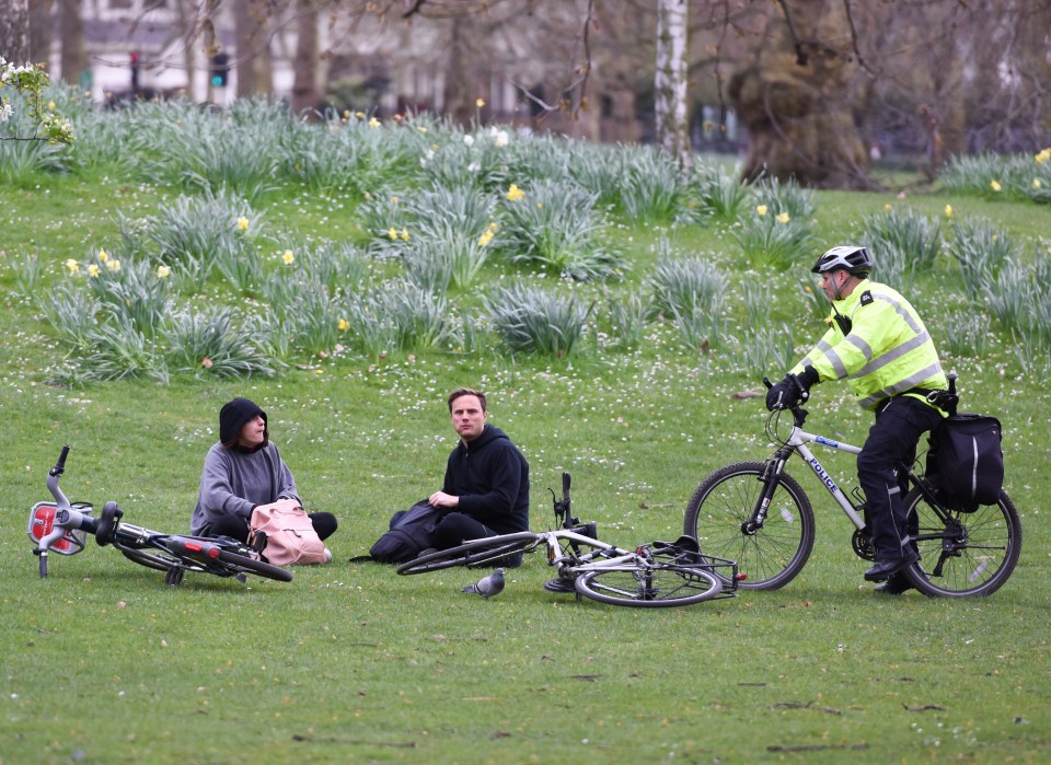  Cops are encouraging Brits to use a telephone 'hotline' and 'snoopers' form to report anyone breaching the coronavirus lockdown