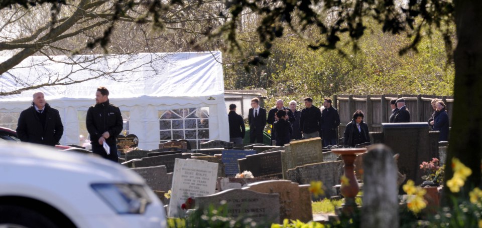  Public Health England warned that mourners need to stay 6ft (2m) apart at funerals