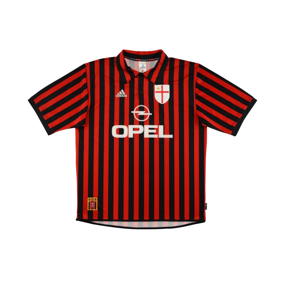  The AC Milan shirt features a special club crest on the front