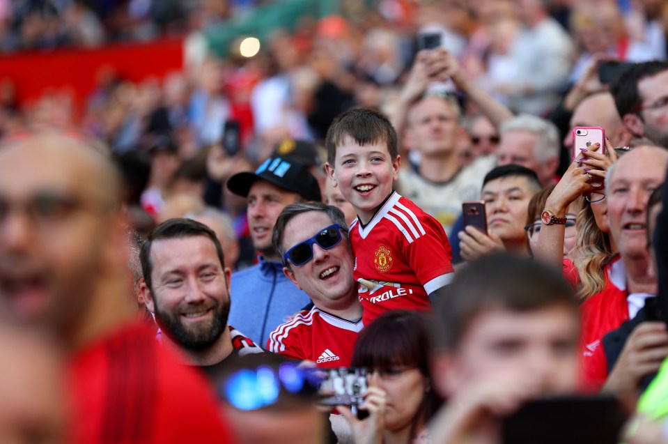  Man Utd have made 1,000 youth season tickets available to try to build the club's youth culture