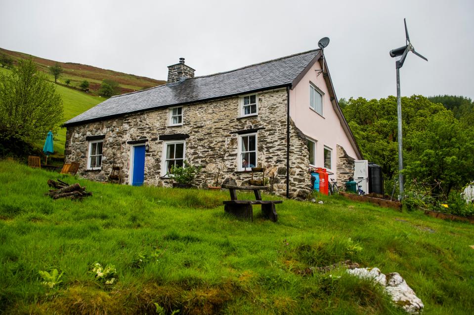  Plant suggested he and Page head to Bron-Yr-Aur — a picture book 18th-century former shepherd’s dwelling in Wales