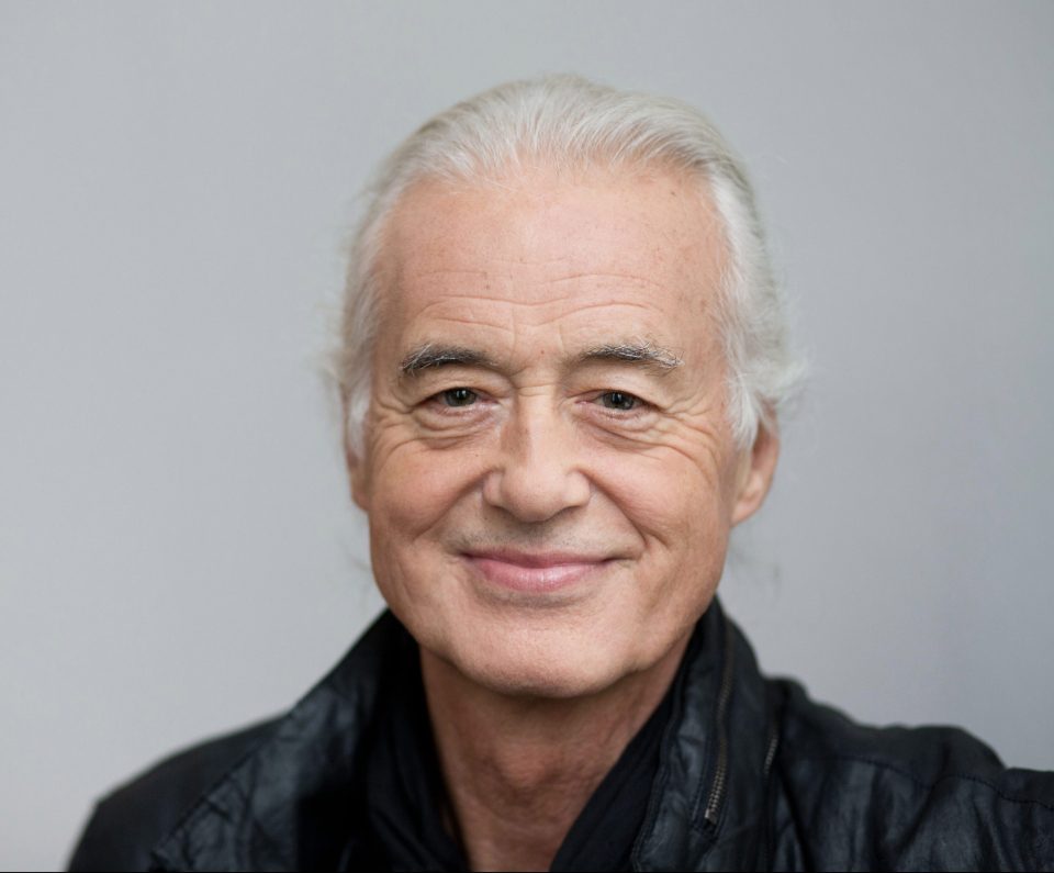  Jimmy Page packed various guitars and the duo's creative juices started flowing immediately