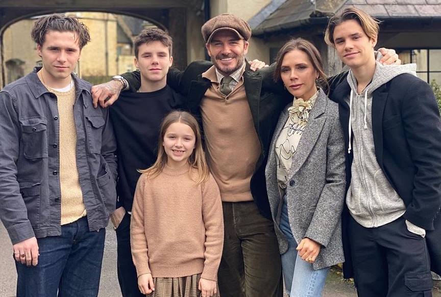  The Beckhams have been isolating in their Cotswolds country home