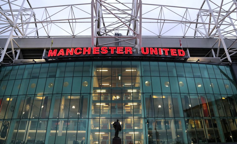  Man Utd have been given approval to trial safe seating for 1,500 fans