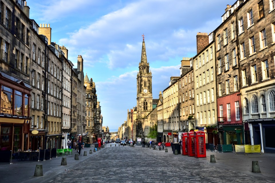 Edinburgh's Castle on the buzzing Royal Mile is beautiful