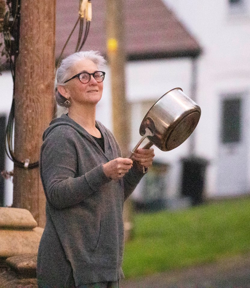  People banged pots and pans as they showed their appreciation and made noise for the NHS