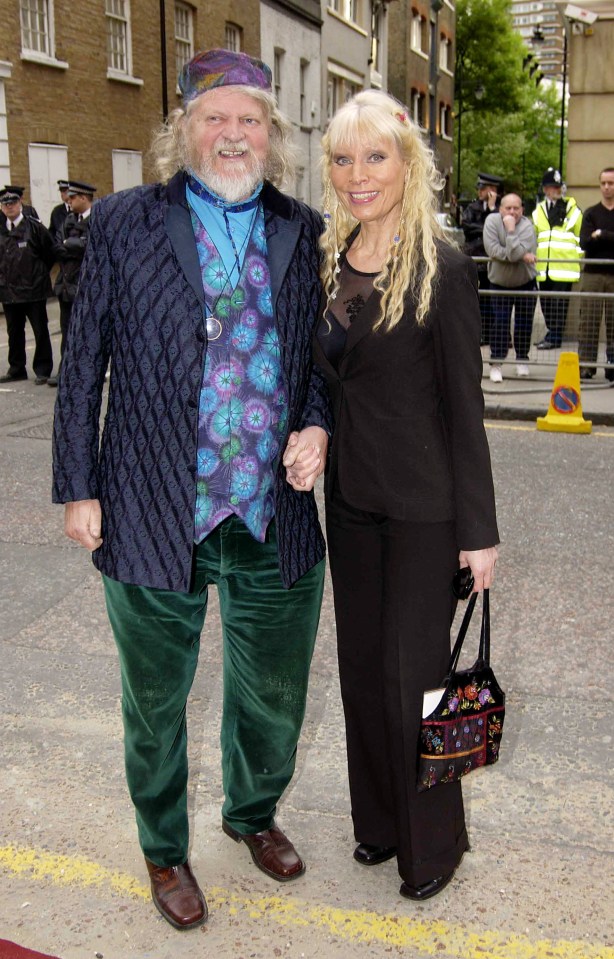  Lord Bath with Ulla Turner at the opening of the Museum of Textile and Fashion in Bermondsey