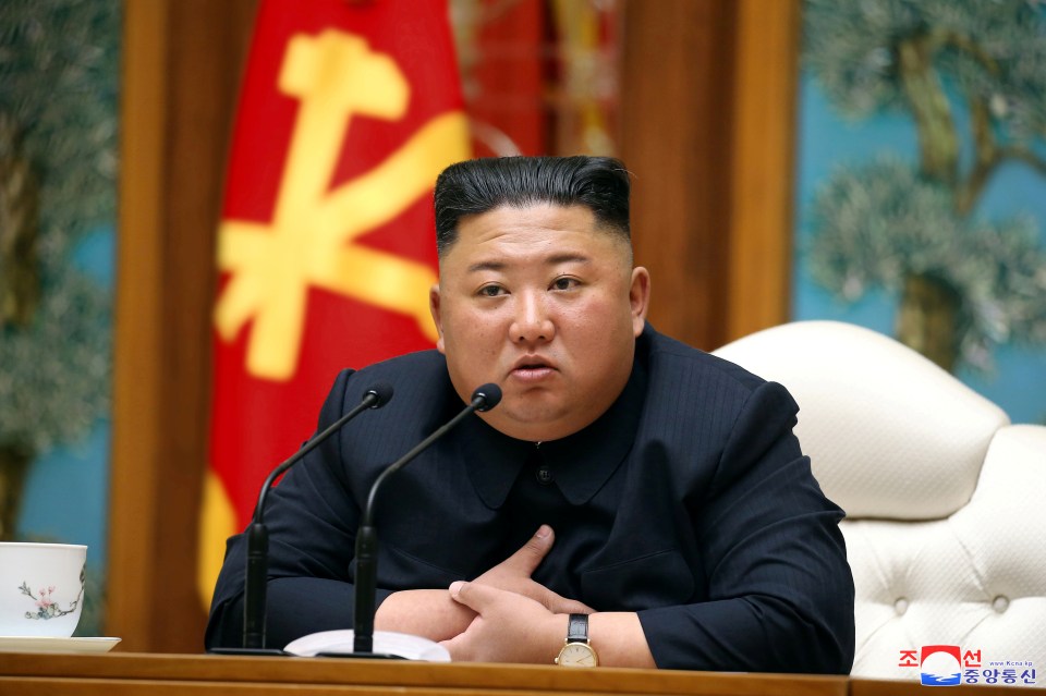  Kim Jong-un leads a meeting on the North Korean response to the coronavirus on April 11