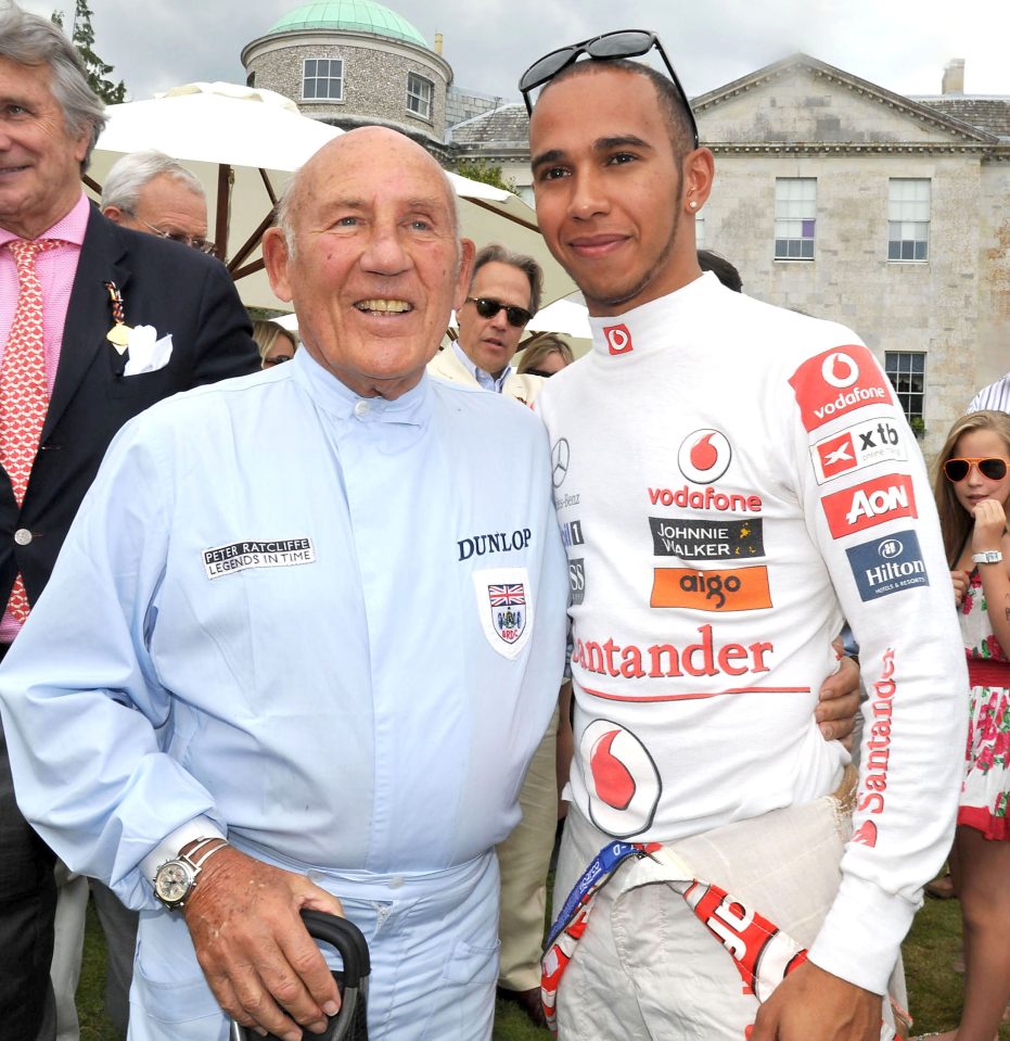  Lewis Hamilton described Moss as a legend