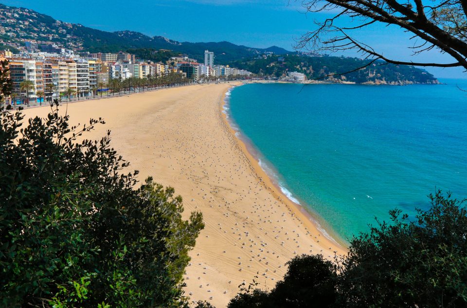  Spanish beaches and resorts are expected to remain empty until at least the end of summer