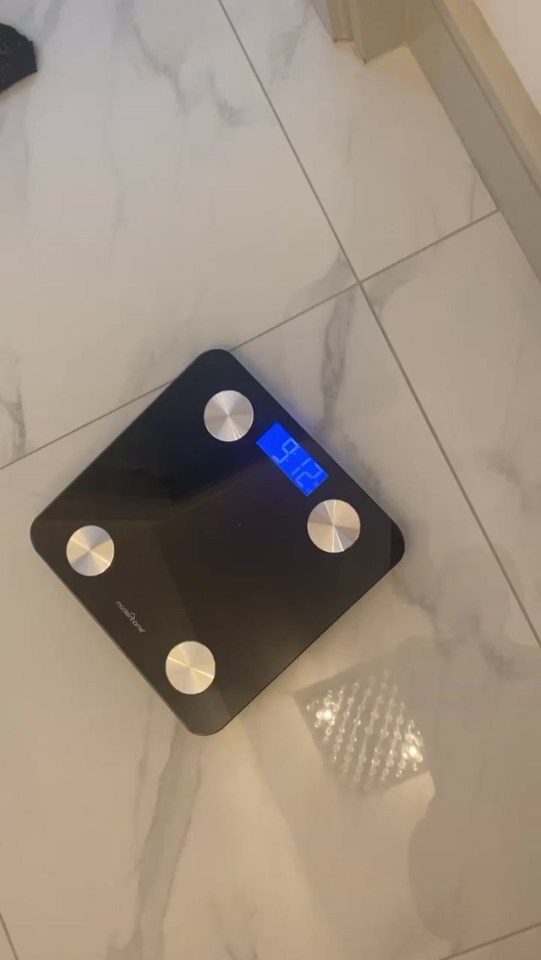  The star is recording her weight on a daily basis