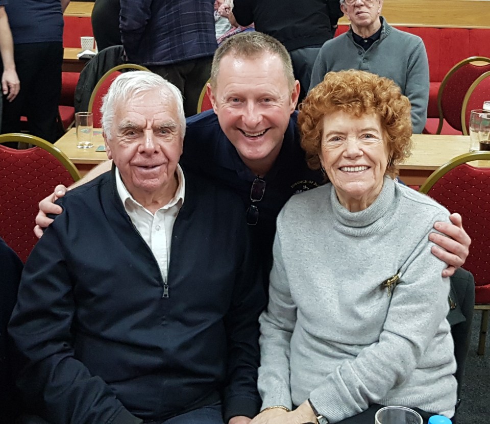  Robert and Lilian with author Gary Bridson-Daley