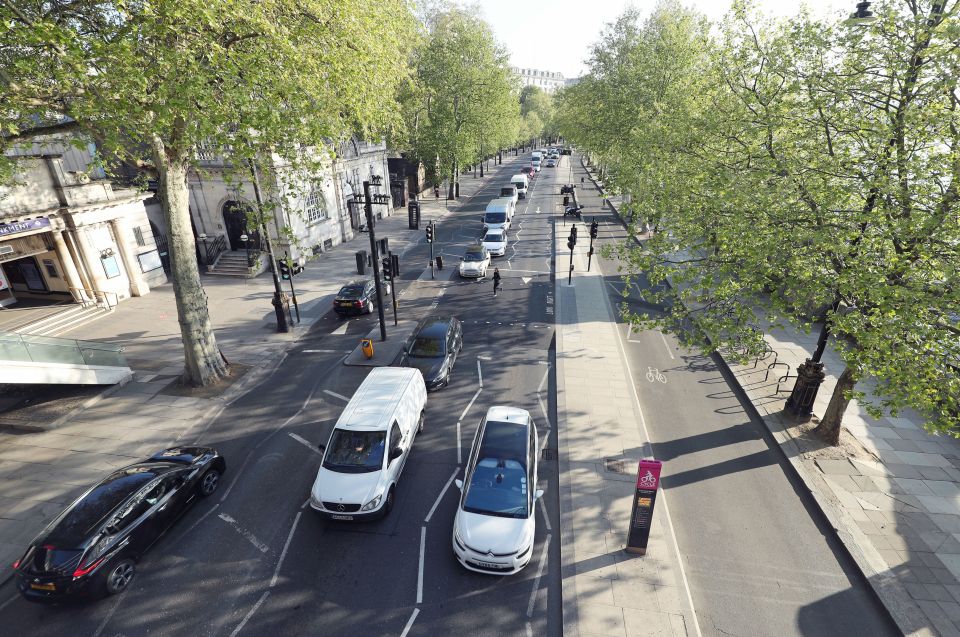  Traffic was building along Victoria Embankment in London this morning