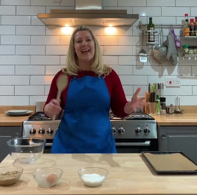 Amy from The Big Bakes has shared how to make delicious peanut butter cookies with three ingredients