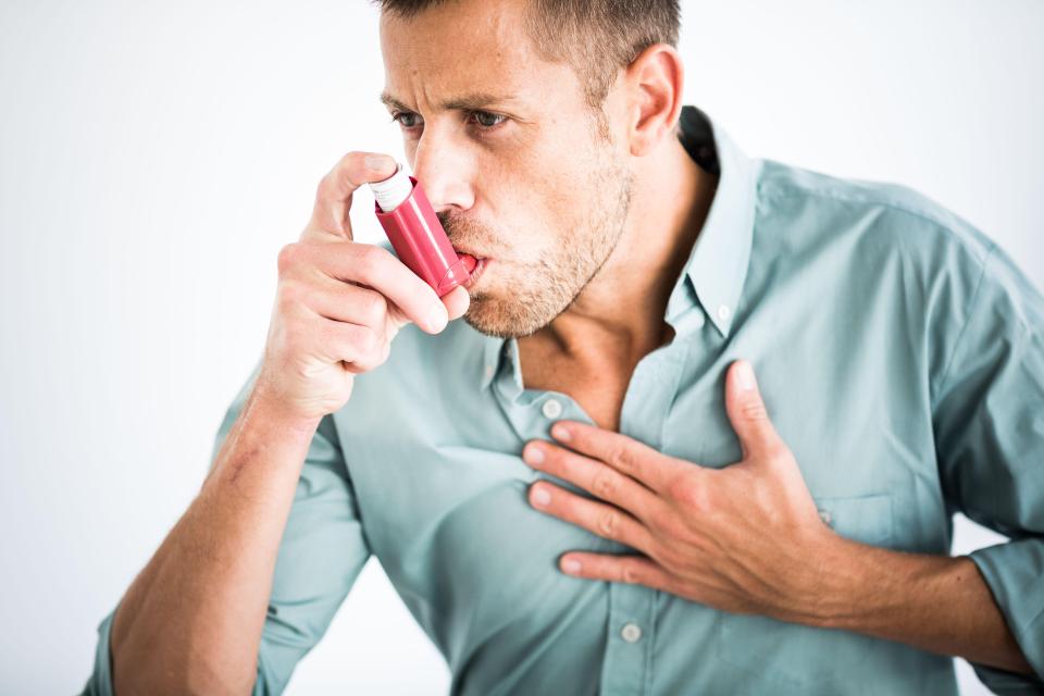 Asthma sufferers are being put at risk in the work place, Asthma UK has said 