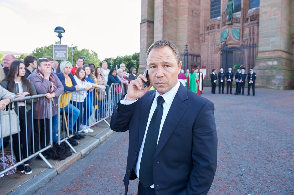  Stephen Graham plays Dave Kelly, the detective who led the hunt for Rhys's killer