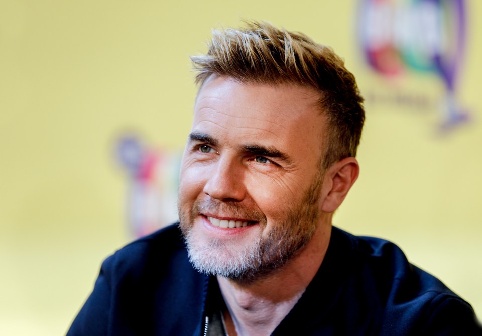 Sing by Gary Barlow and the Commonwealth Band featuring the Military Wives made the Queen’s top 10 tracks