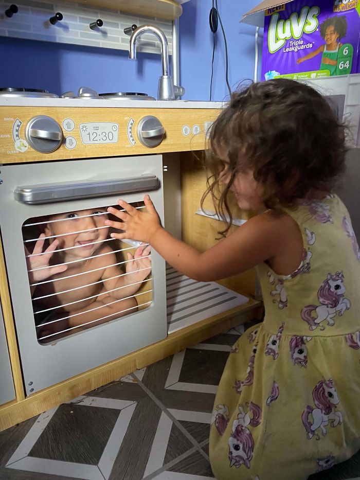 Thought your kids had bad rows? This naughty girl trapped her brother in the toy oven