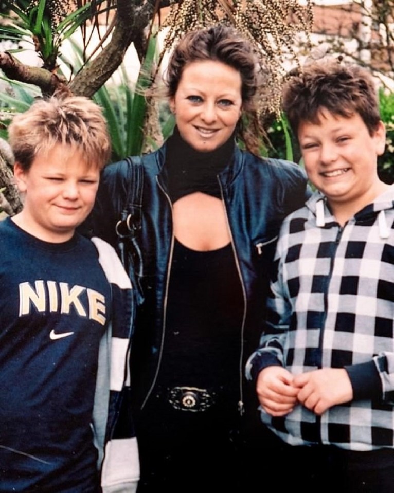  Harry Dunn (left) with his mother Charlotte Charles (centre) and twin brother Niall Dunn (right)